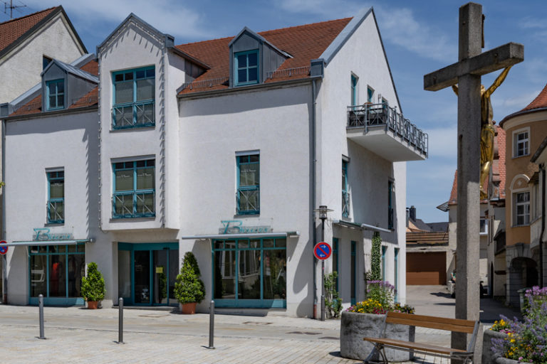 DSC 2106 Bauer 768x512