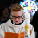 Einzelportrait in der Kirche